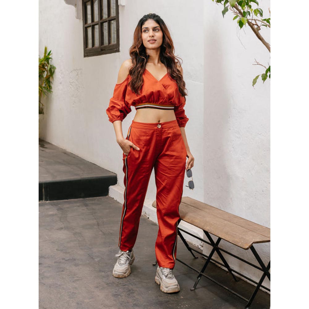 House of Fett Amber Crop Top - Red