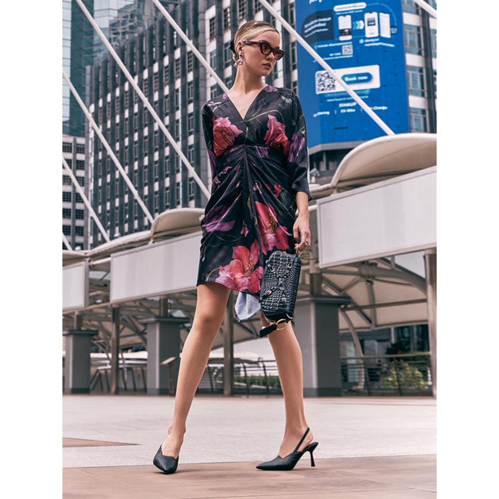 House of Fett Xoxo Pleated Dress - Black