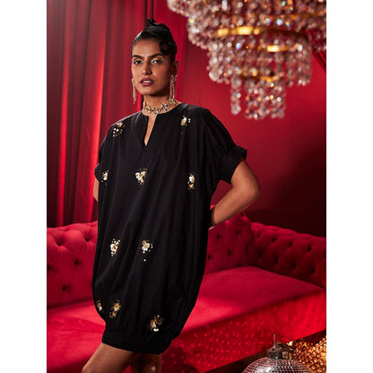 House of Fett Black Bloom Embroidery Dress