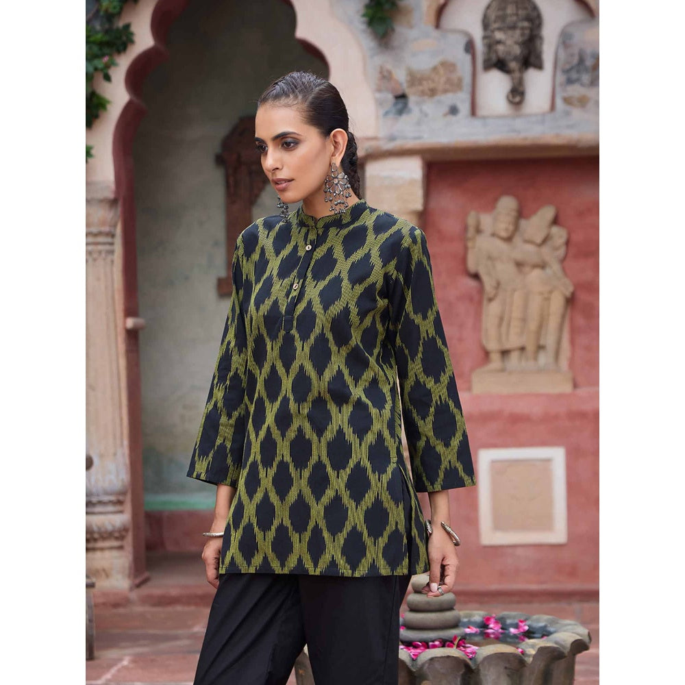 HOC Crafts Ikkat Woven Short Kurta