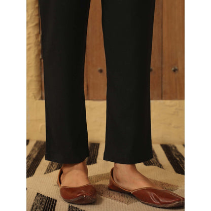 House of Chikankari Black Cotton Solid Pant