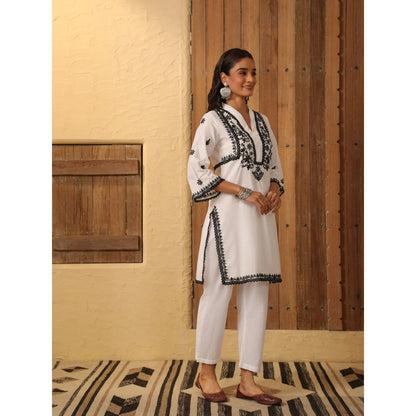 House of Chikankari Women's White Cotton Chikankari Kurti and Pant (Set of 2)