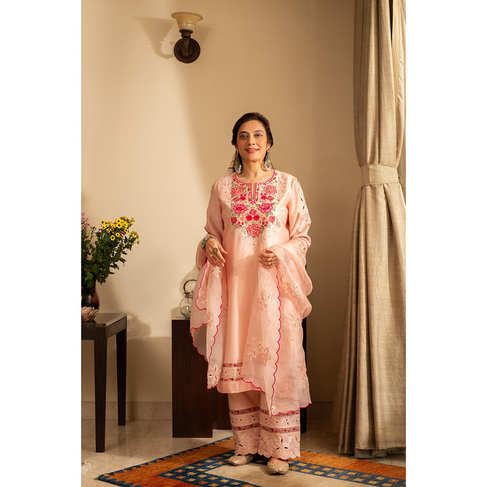 House of Inari Golchin Pastel Peach Embroidered Kurta with Pant and Dupatta