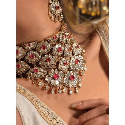 ILLUMINATE JEWELLERY Zaara Zewar Choker with Earrings