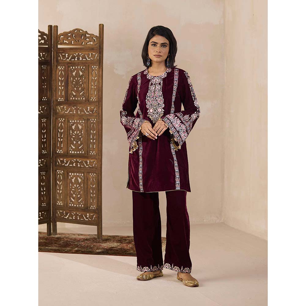 Inej Maroon Kashmiri Kurti with Pant (Set of 2)