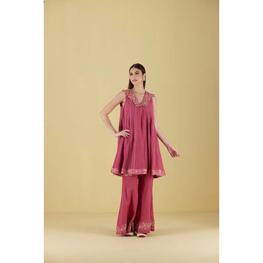 Inej Short Kali Pearly Pink Kurta with Sharara (Set of 2)