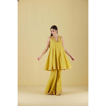 Inej Short Kali Corn Yellow Kurta with Sharara (Set of 2)