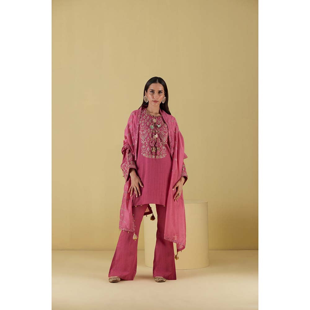 Inej Kashmiri Kurta in Pearly Pink with Pant (Set of 2)