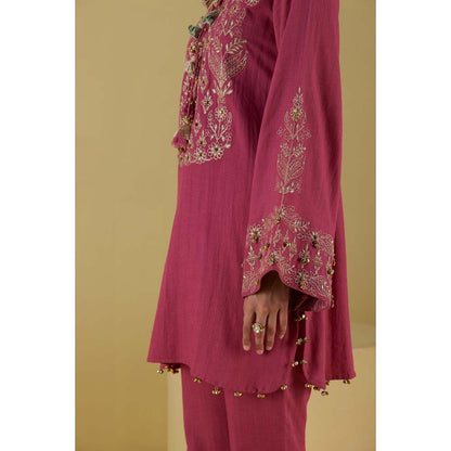 Inej Kashmiri Kurta in Pearly Pink with Pant (Set of 2)