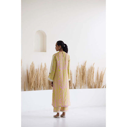 Inej Lakeer Yellow Straight Kurta with Pant (Set of 2)