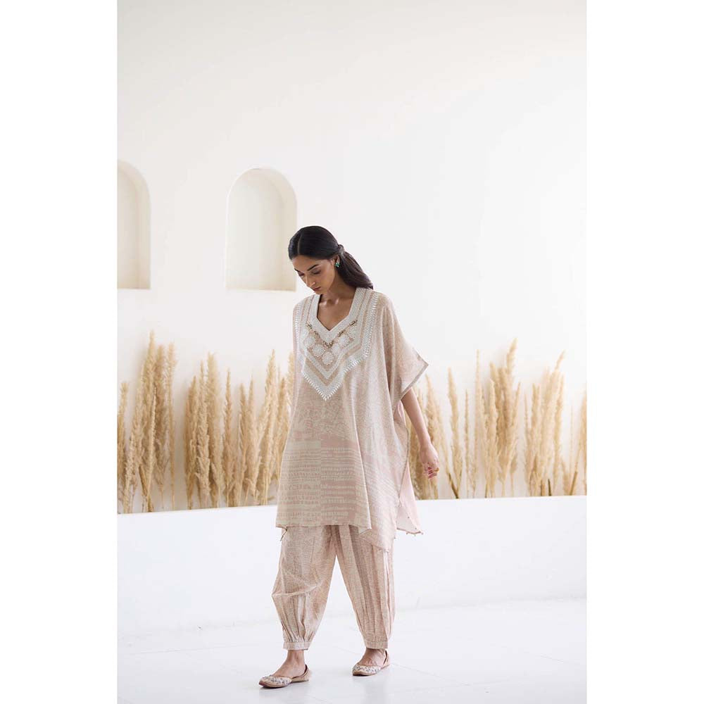Inej Lakeer Beige Kaftan Beige Kaftan Kurta with Pant (Set of 2)
