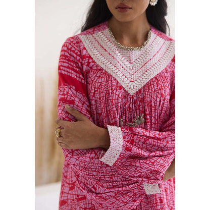 Inej Lakeer Pink Yok Top with Pant (Set of 2)