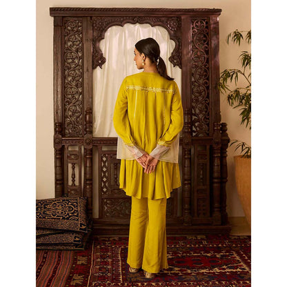 Inej Leher Yellow Kali Kurta with Pant (Set of 2)