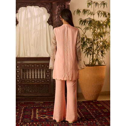 Inej Leher Peach Bell Sleeve Kurta with Pant (Set of 2)