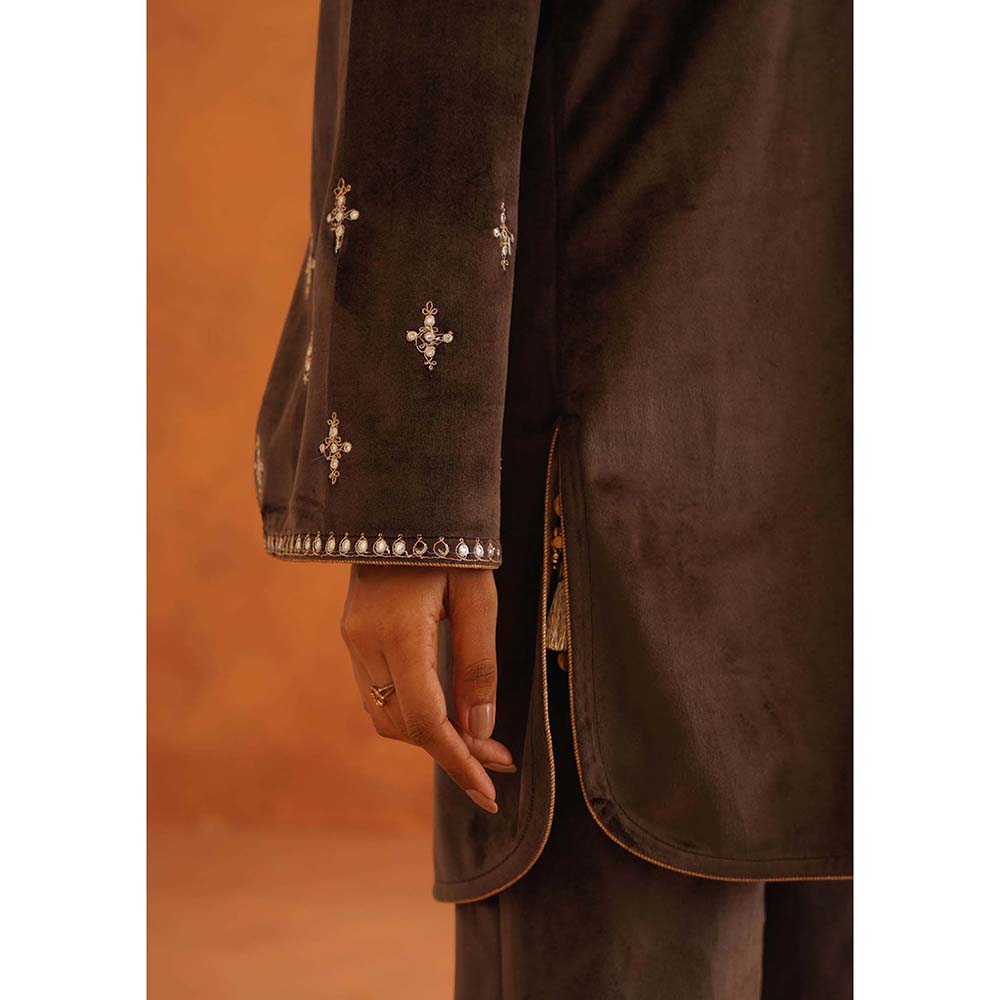 Inej Zeba Brown A Line Co-Ord (Set of 2)