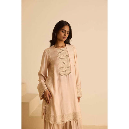 Inej Beige Kashmiri Kurta with Salwar and Dupatta (Set of 3)
