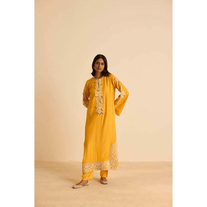 Inej Yellow Straight Kurta with Pant and Dupatta (Set of 3)
