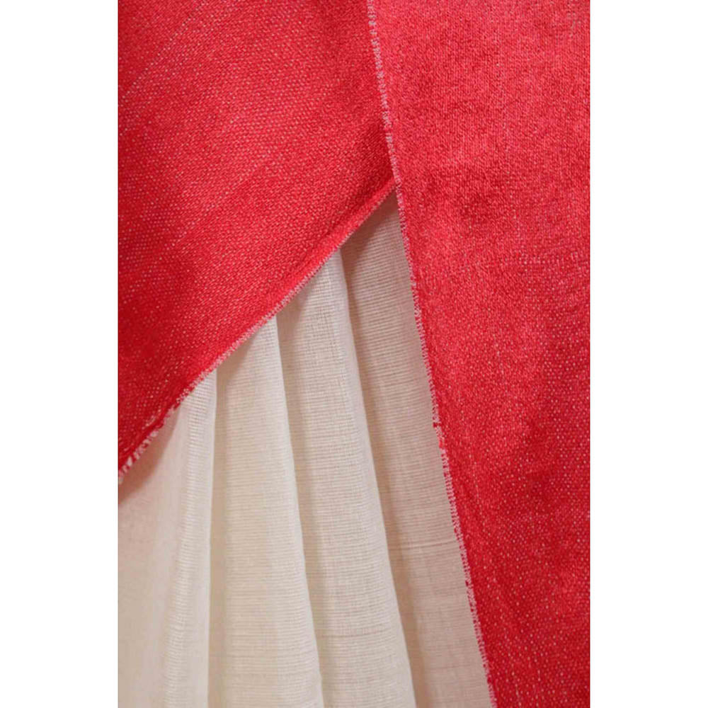 Isadora Life Womens Woven White Pre-Draped Saree With Unstitched Blouse