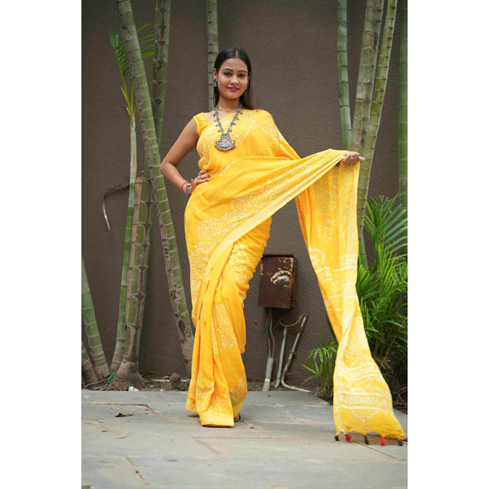 Isadora Life Womens Printed Tassels Yellow Pre-Draped Saree With Unstitched Blouse