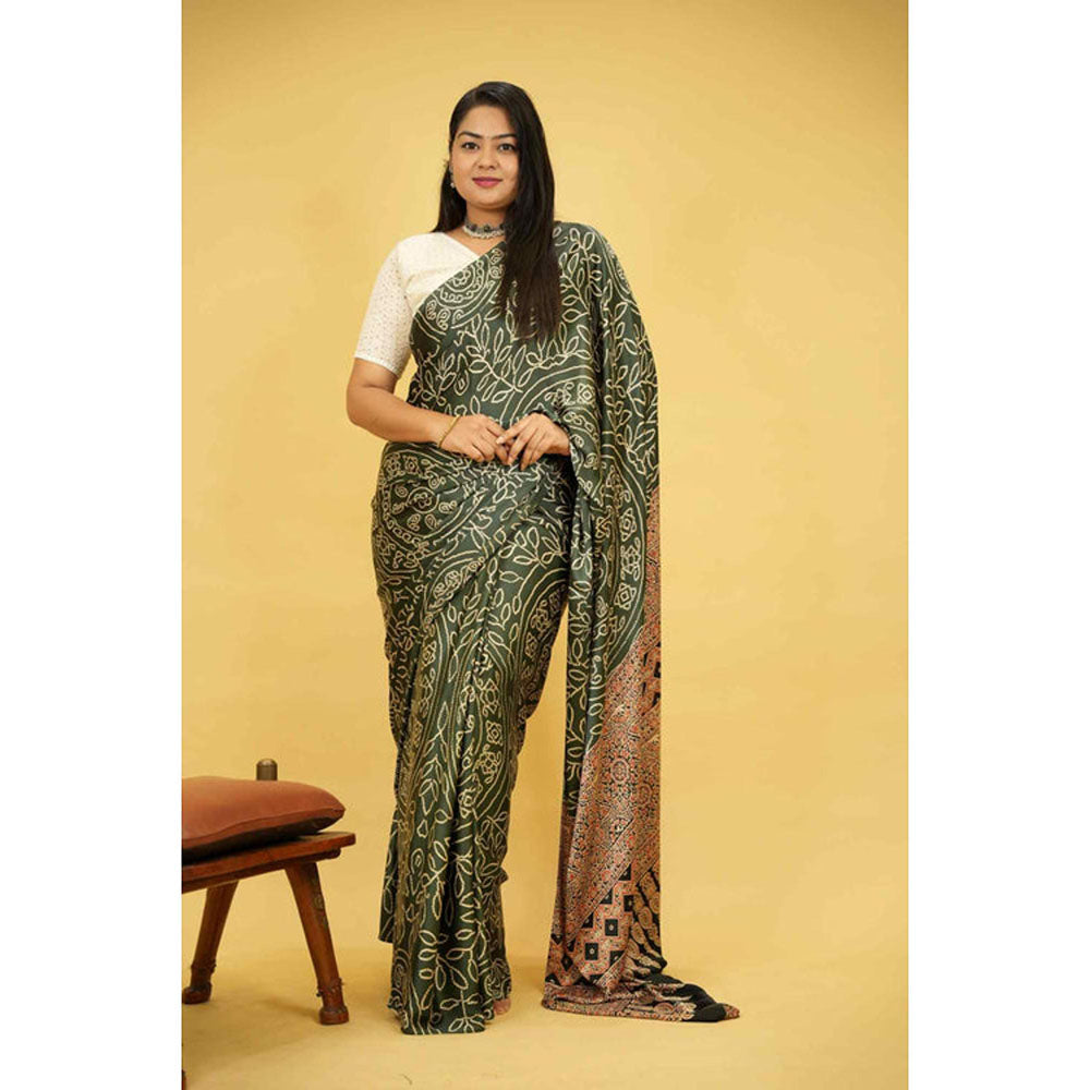 Isadora Life Womens Printed Green Pre-Draped Saree with Unstitched Blouse