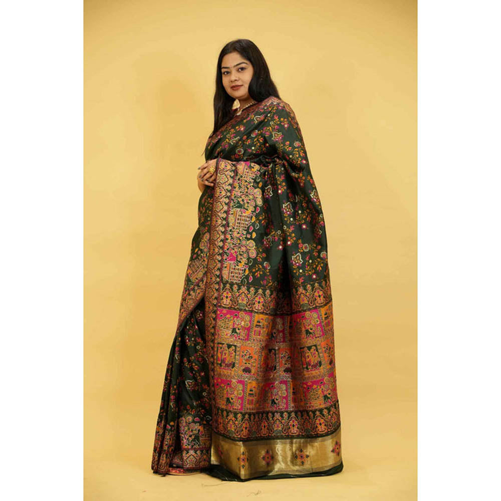 Isadora Life Womens Printed Green Pre-Draped Saree with Unstitched Blouse