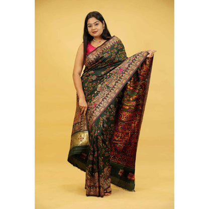 Isadora Life Womens Printed Green Pre-Draped Saree with Unstitched Blouse