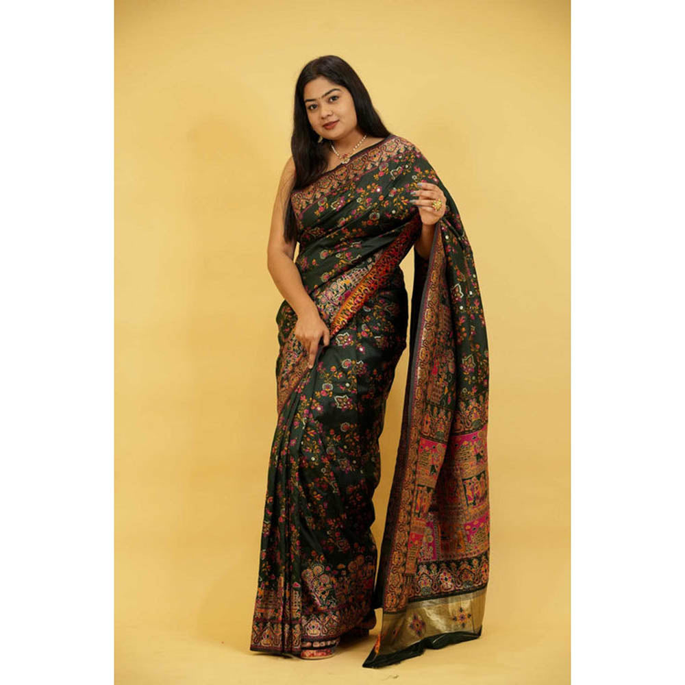 Isadora Life Womens Printed Green Pre-Draped Saree with Unstitched Blouse