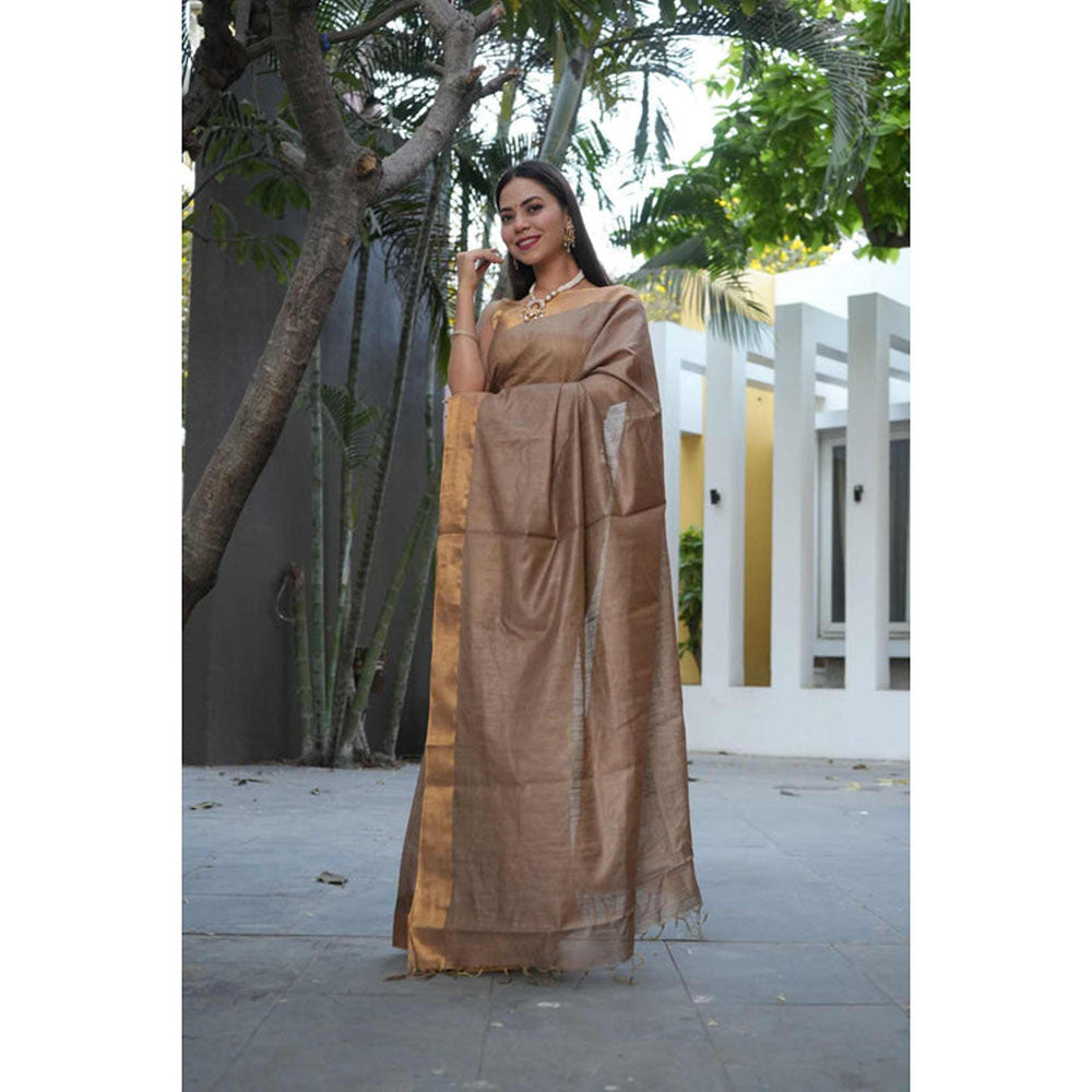 Isadora Life Womens Solid Tassels Brown Pre-Draped Saree With Unstitched Blouse