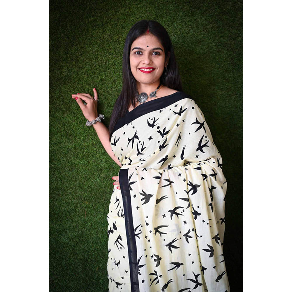 Isadora Life Womens Printed Off White Pre-Draped Saree With Unstitched Blouse