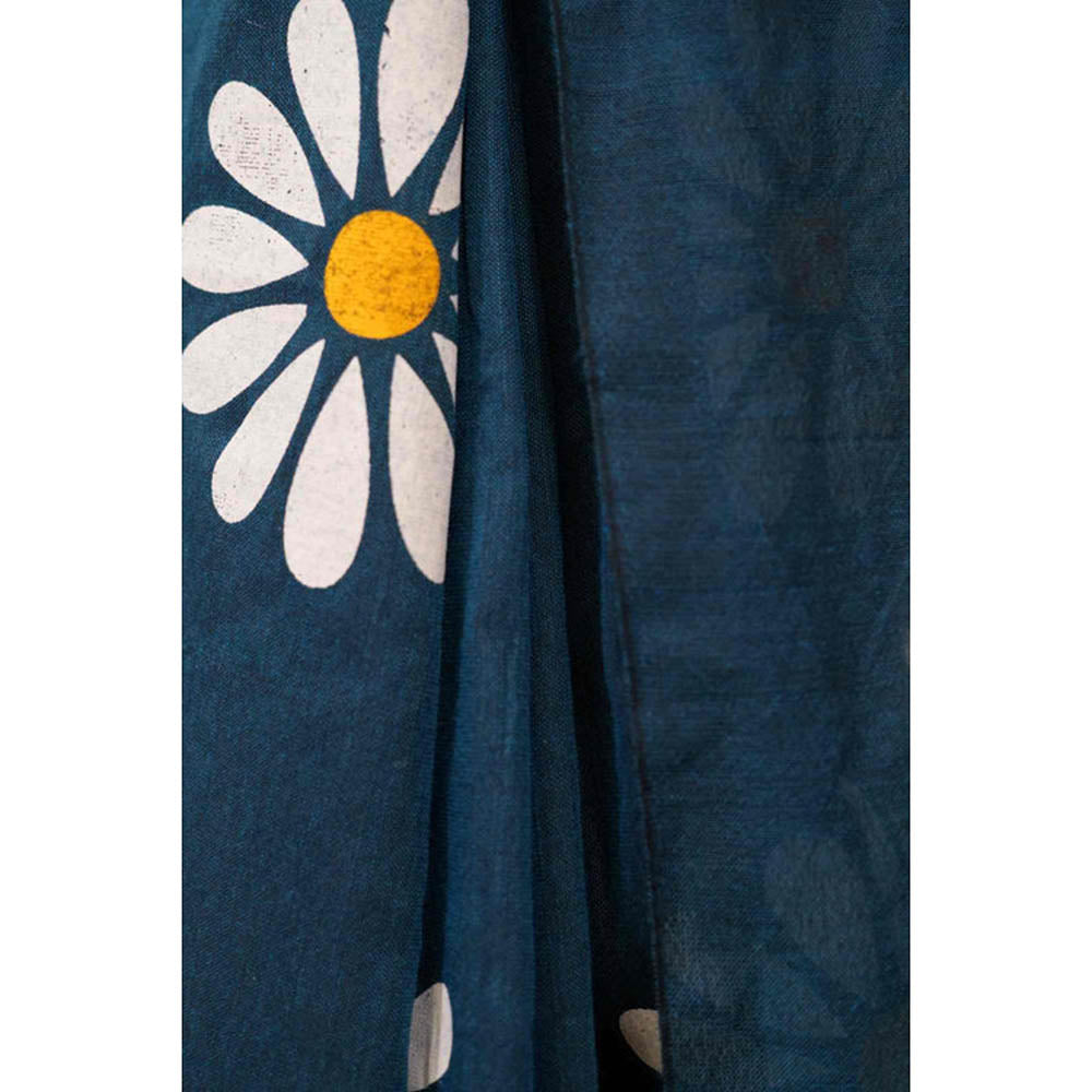 Isadora Life Womens Floral Tassels Teal Pre-Draped Saree With Unstitched Blouse