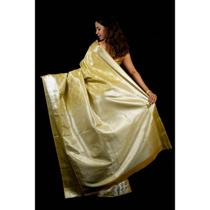 Isadora Life Womens Woven Zari Yellow Pre-Draped Saree With Unstitched Blouse