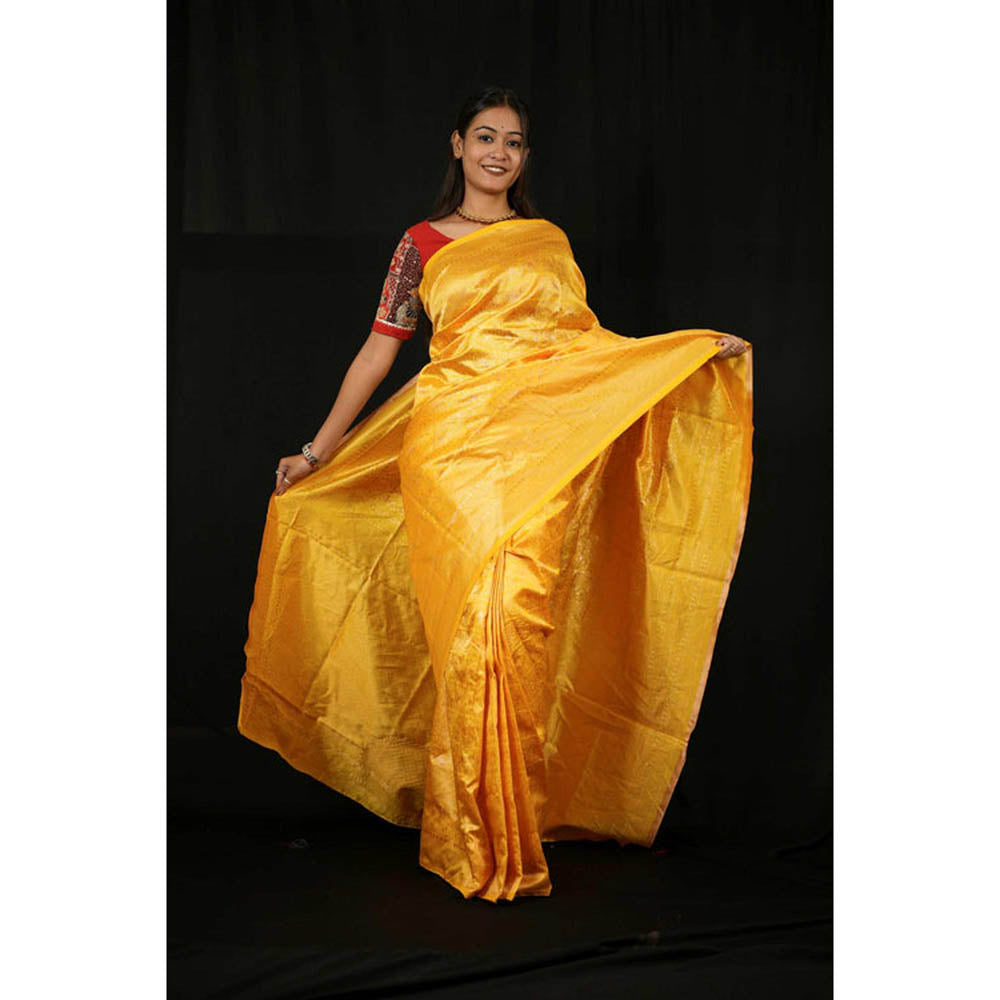 Isadora Life Womens Woven Zari Yellow Pre-Draped Saree With Unstitched Blouse