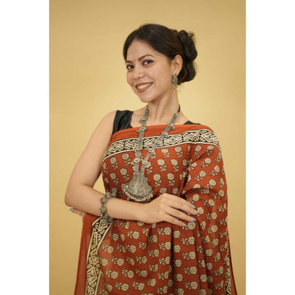 Isadora Life Womens Floral Printed Brown Pre-Draped Saree With Unstitched Blouse