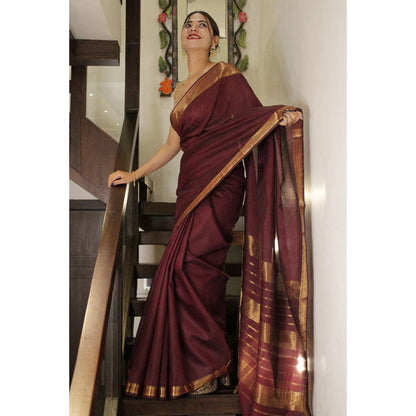 Isadora Life Womens Woven Zari Maroon Pre-Draped Saree With Unstitched Blouse