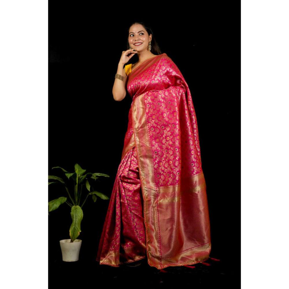 Isadora Life Womens Woven Zari Pink Pre-Draped Saree With Unstitched Blouse