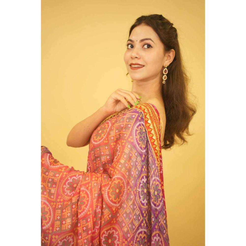 Isadora Life Womens Bandhani Printed Pink Pre-Draped Saree With Unstitched Blouse