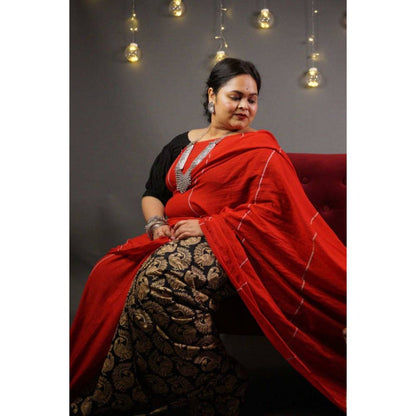 Isadora Life Womens Printed Red Pre-Draped Saree with Unstitched Blouse