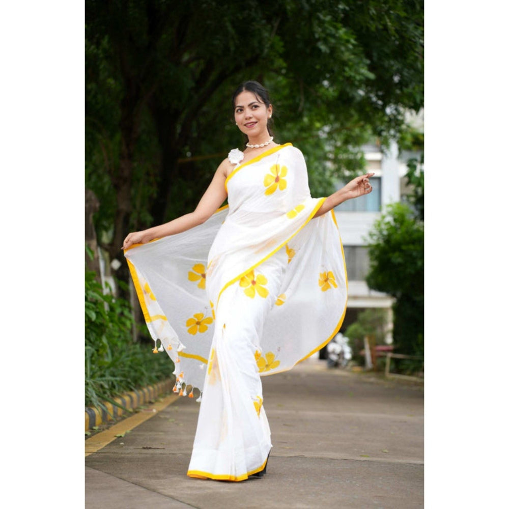 Isadora Life Womens Floral Printed White Pre-Draped Saree with Unstitched Blouse