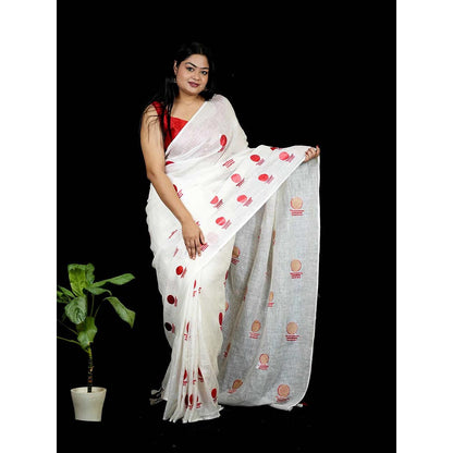 Isadora Life White Geometric Pre-Draped Saree with Unstitched Blouse