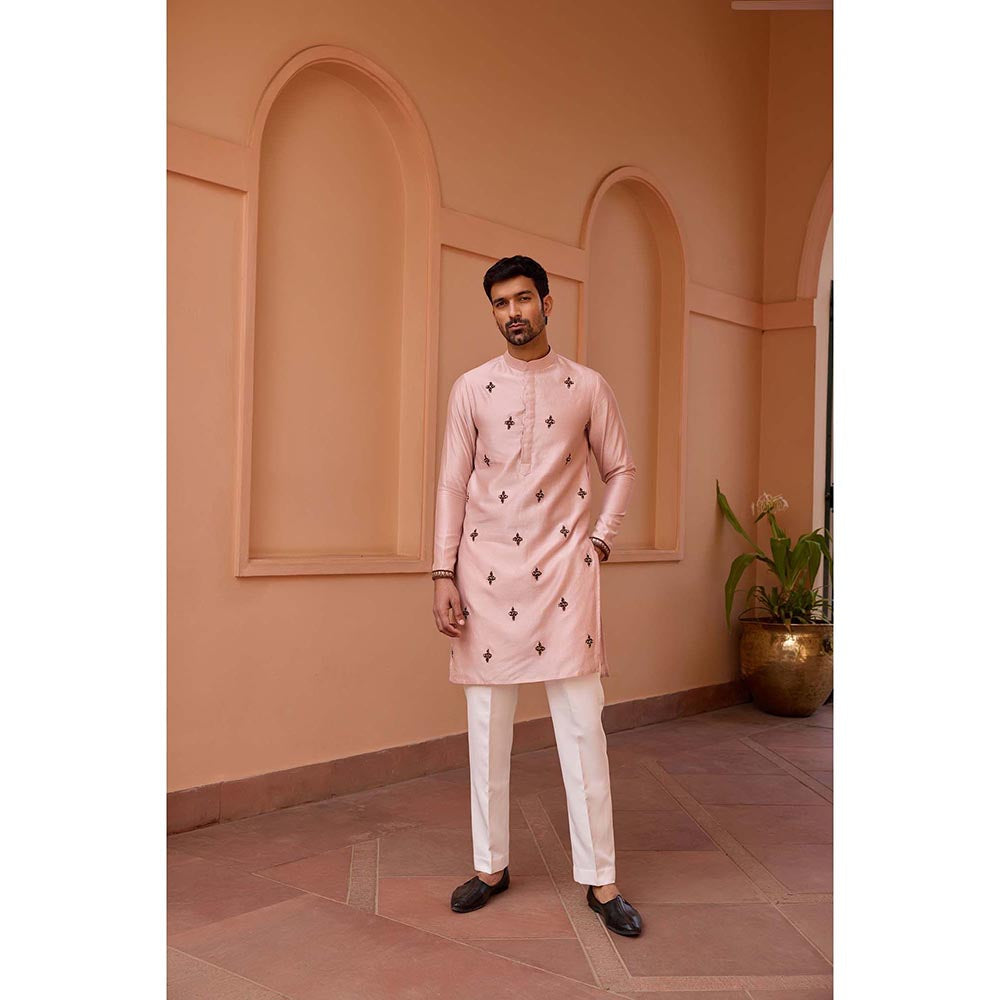 ISHA GUPTA TAYAL Dusty Pink Dori and Hand Embroidered Kurta