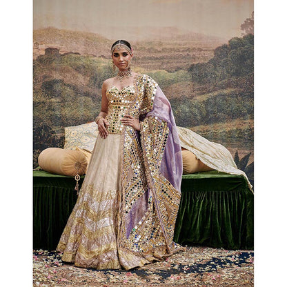 ITRH Ivory Nagma Lehenga with Blouse and Dupatta (Set of 3)