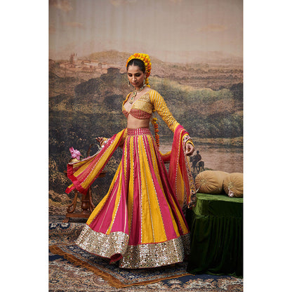 ITRH Padma Peet Lehenga with Blouse and Dupatta (Set of 3)