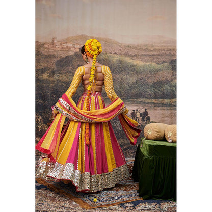 ITRH Padma Peet Lehenga with Blouse and Dupatta (Set of 3)