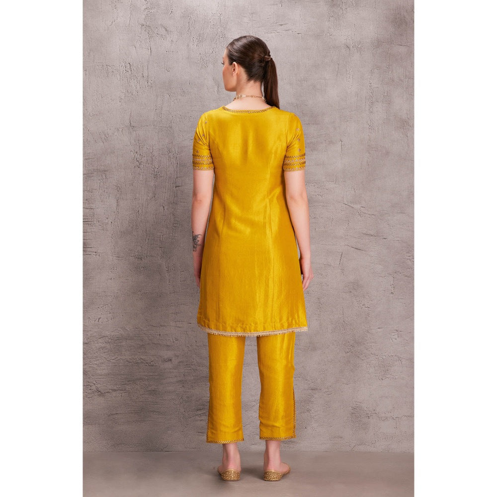 Janki India Women Zari Work Kurta & Pant with Organza Dupatta (Set of 3)