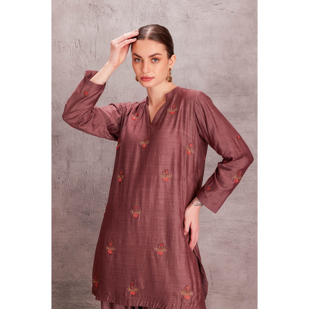 Janki India Womens Floral Embroidered Muga Silk Co-Ord (Set of 2)