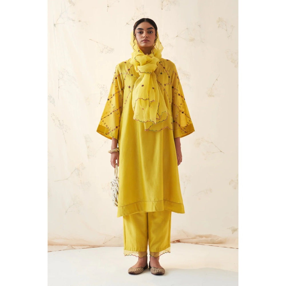 Janki India Yellow Chanderi Kurta with Pant and Dupatta (Set of 3)