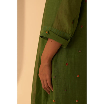 Janki India Elegant Green Embroidery Kurta with Pant and Dupatta with Slip (Set of 4)