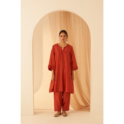 Janki India Rust Chanderi Resham Floral Buta Embroidery Kurta with Pant and Dupatta (Set of 3)