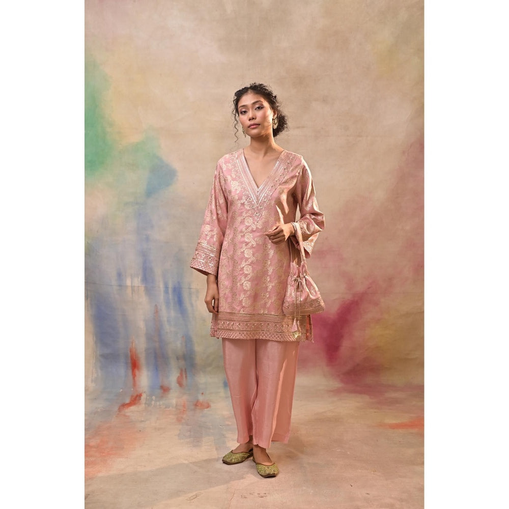 Jasashi Blush Pink Brocade Kurta with Pant and Potli Bag (Set of 3)