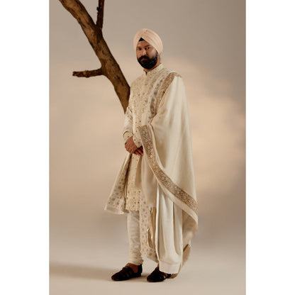 Jatin Malik Butter Cream Sherwani (Set of 4)